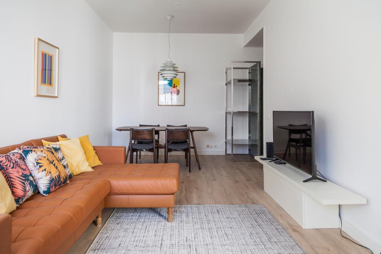Classy 2Bdr Apartment In Downtown By Lovelystay Lisboa Εξωτερικό φωτογραφία